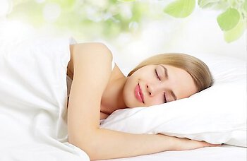 Melatonin:  die “biologische Uhr”, die den Schlaf reguliert